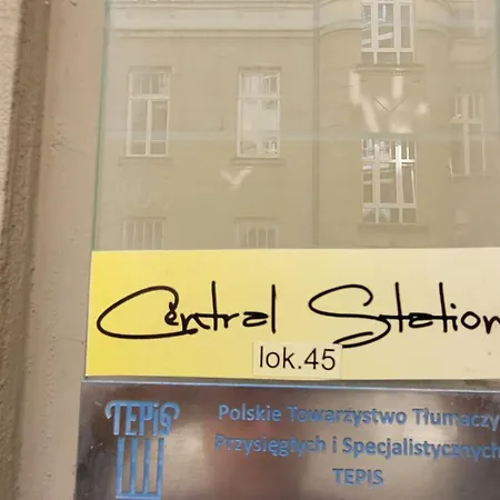 Central Station Hostel *