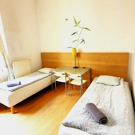 Station Hostel Varşova